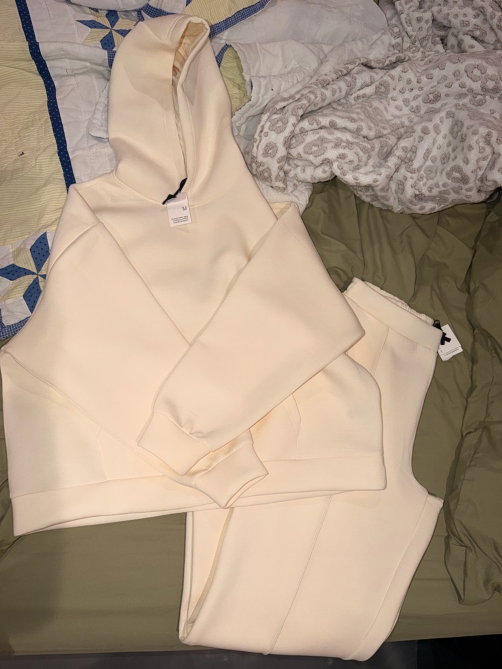 Primark Cream Hooded Sweatshirt and Joggers Set